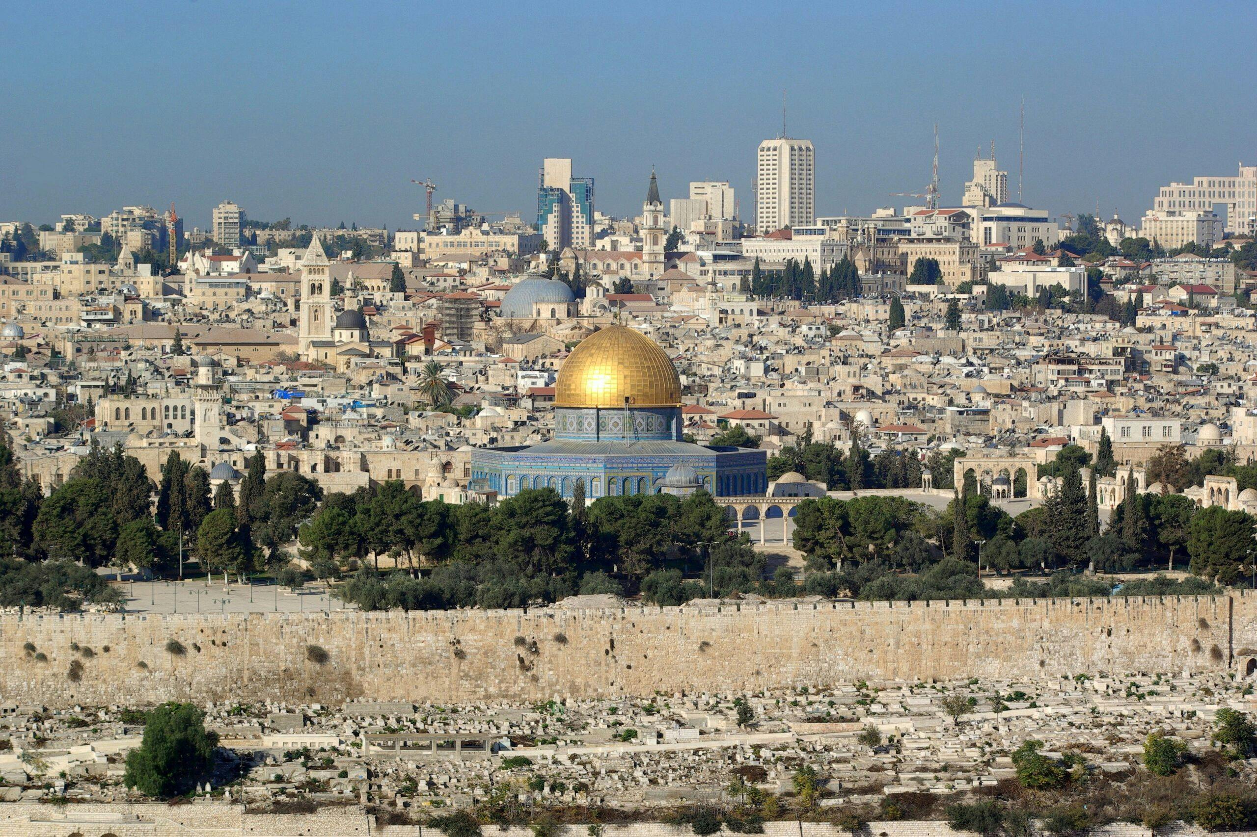 jerusalem-dome-of-the-rock-bw-14-1485517959