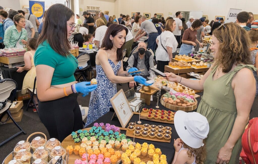 The food stalls will include an array of sweet and savoury kosher and vegetarian options (Image: Shalom/Sam Babus/Supplied).