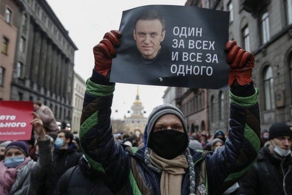 <br><br><br>A protest in February 2021 in support of opposition leader Navalany (EPA)