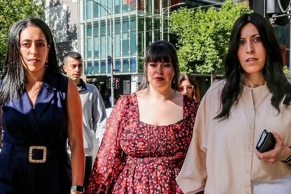 Elly Sapper, Dassi Erlich and Nicole Meyer outside the Melbourne court in 2023 (ABC)